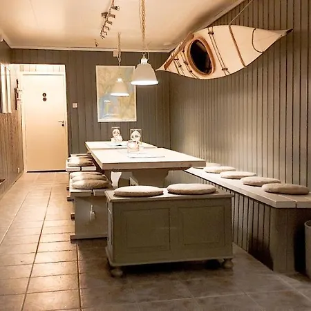 Norwegian Wild 山林小屋